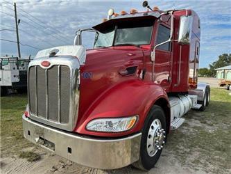 Peterbilt 384