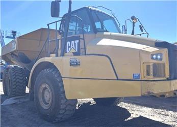 CAT 735C