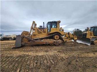 CAT D8T