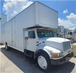 International Navistar 4700