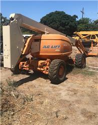 JLG 600A