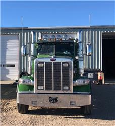 Peterbilt 389