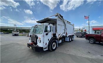 Peterbilt 520