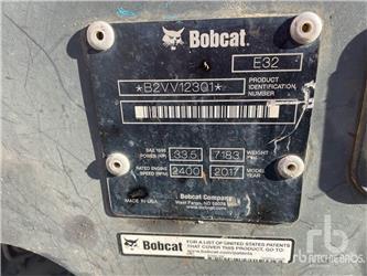 Bobcat E32