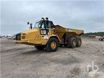 CAT 725C