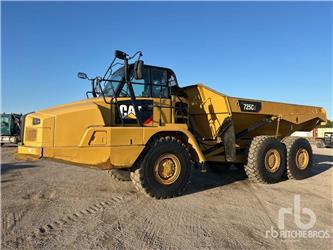 CAT 725C2