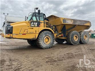 CAT 740B