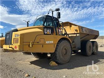 CAT 745C