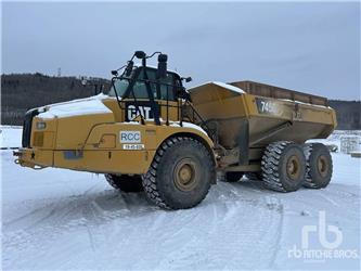 CAT 745C