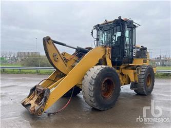 CAT 930M