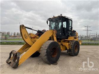 CAT 930M