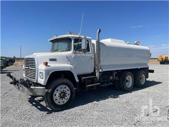 Ford L8000