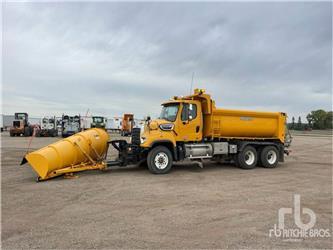 Freightliner 114SD