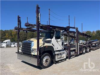 Freightliner 114SD