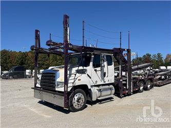 Freightliner 114SD