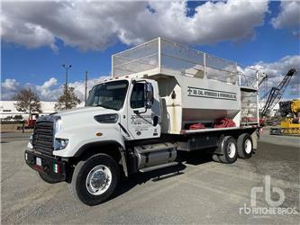 Freightliner 114SD