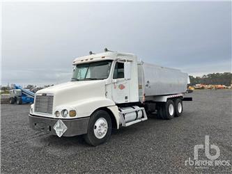 Freightliner FLC120