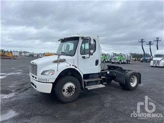 Freightliner M2106