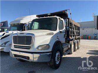 Freightliner M2112