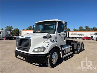 Freightliner M2112