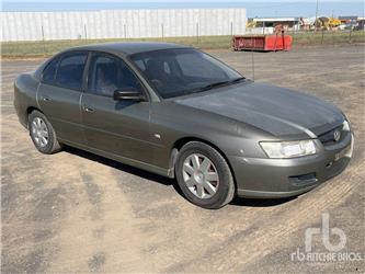 Holden COMMODORE