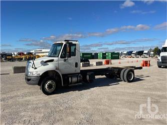 International 4300LP