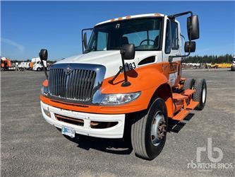 International 4400