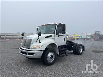 International 4400