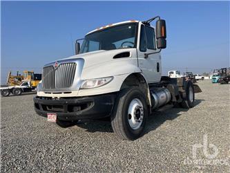 International 4400