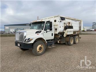 International 7400