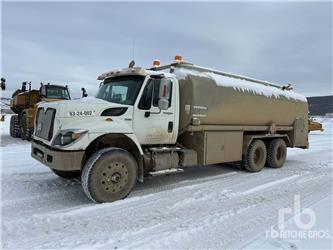 International 7500