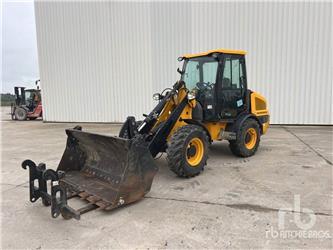 JCB 407