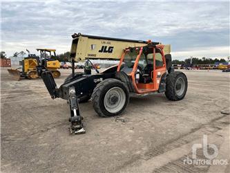 JLG 1055