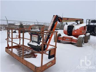 JLG 600AJ