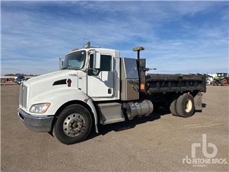 Kenworth T370