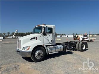 Kenworth T370