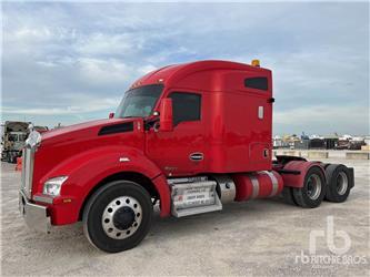 Kenworth T880