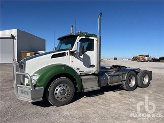 Kenworth T880