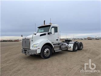 Kenworth T880