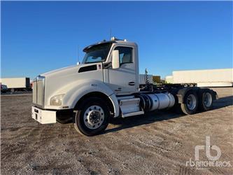 Kenworth T880