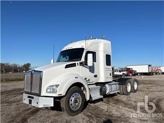 Kenworth T880