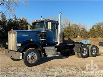 Kenworth W900