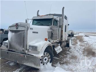 Kenworth W900