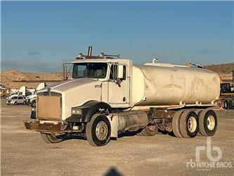 Kenworth W900