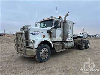 Kenworth W900B