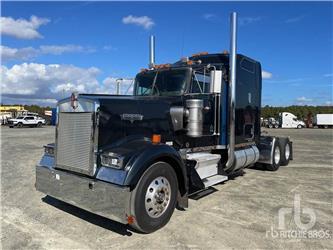 Kenworth W900B