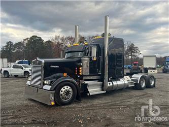 Kenworth W900L