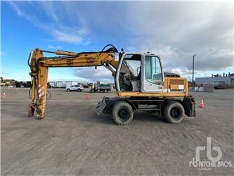 Liebherr A904C