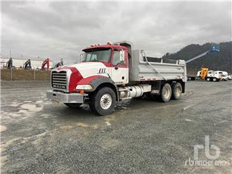 Mack CTP713B