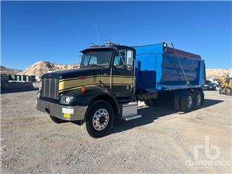 Peterbilt 330